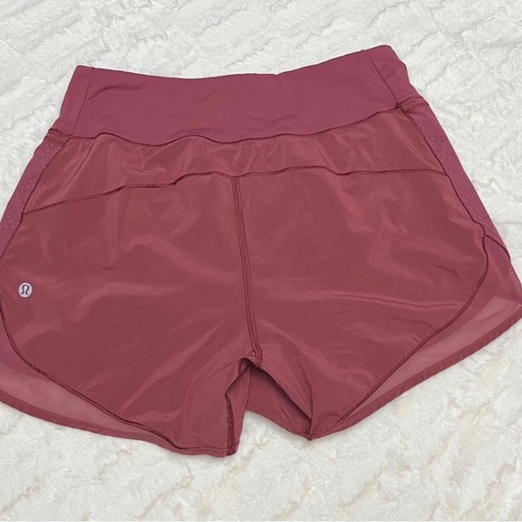 Lululemon Over & Above Shorts   6 #6-05 - Picture 7 of 14